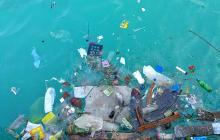 plastic trash in ocean